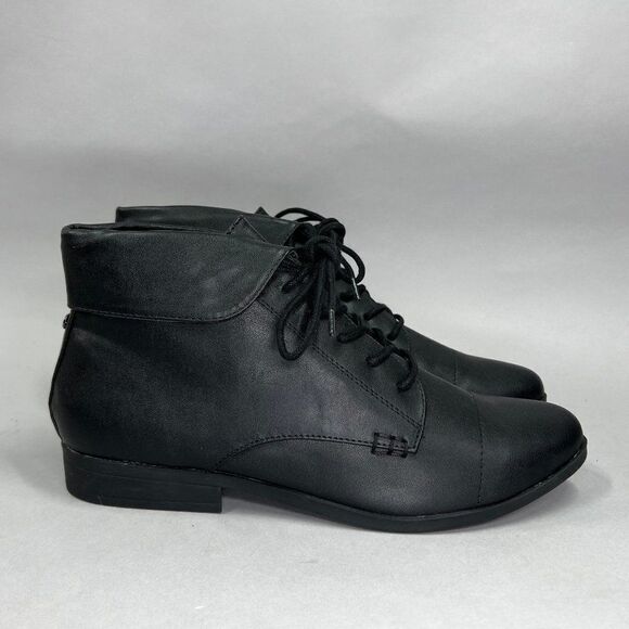 London‎ Fog Clora Boots Girls Size 11 Black Leather Lace Up Ankle Booties - Picture 1 of 11